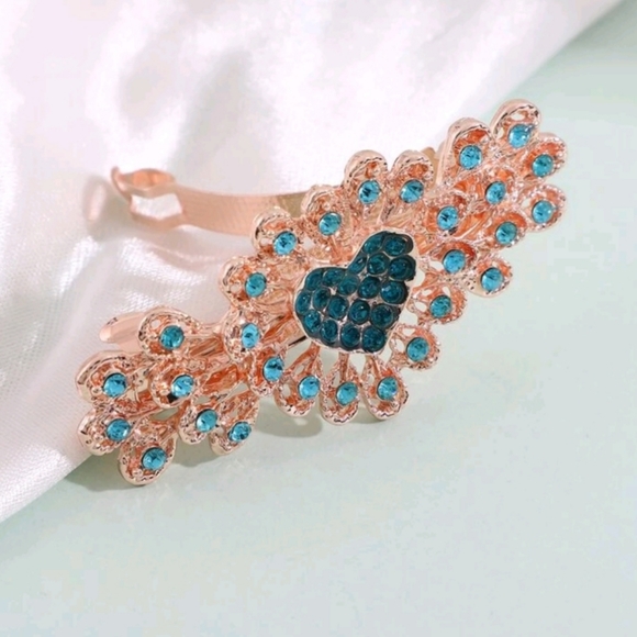 Beautiful blue hair clip - Picture 1 of 2